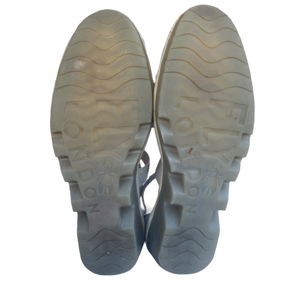 Fly London "Piat" Women's Leather Ankle Strap Wedge Sandals Silver Sz US 9, EU40 - Picture 6 of 12